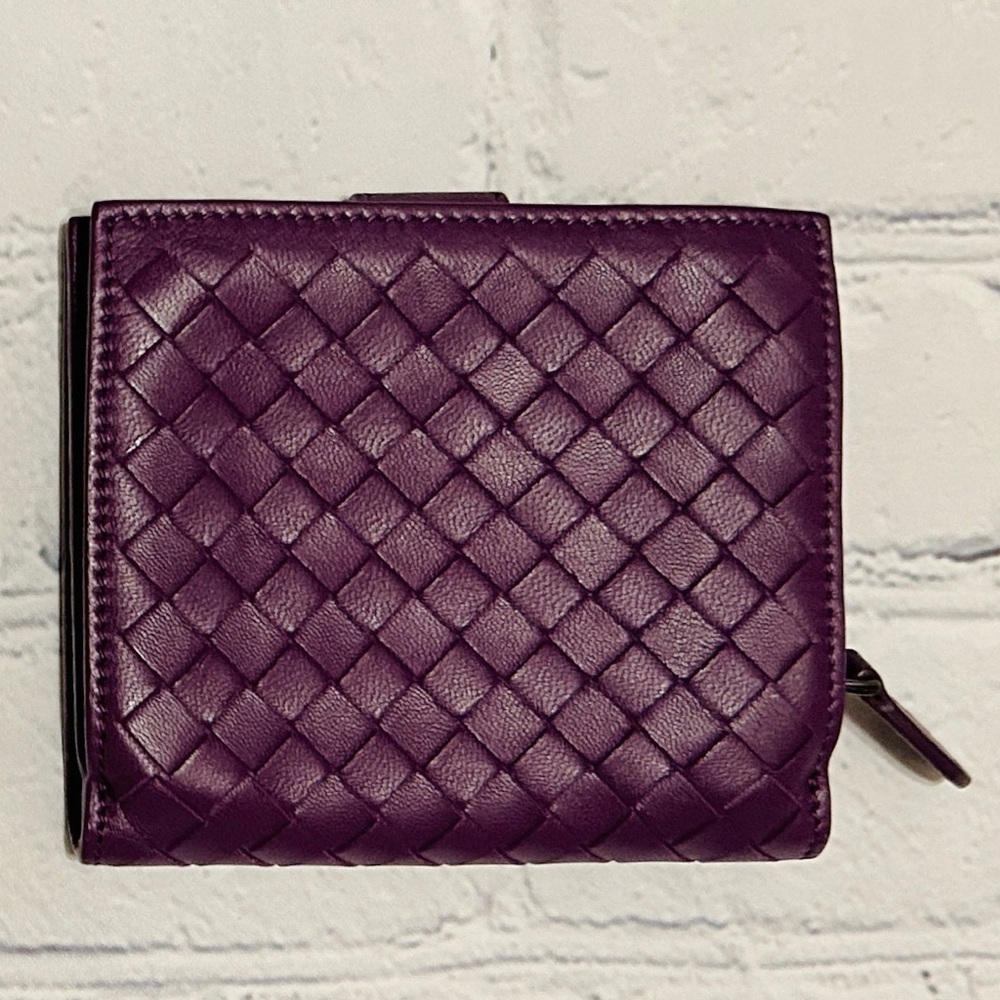 Like New Purple Bottega Veneta Intrecciato Leather Compact Wallet With Box - Picture 10 of 16